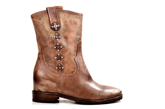 Bootland Boots Embroidered Cowboy Boots